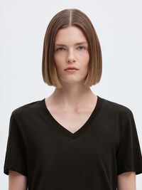 CLASSIC V-NECK T-SHIRT, Black, highres