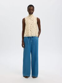 PRINTED SLEEVELESS TOP, Angora, highres