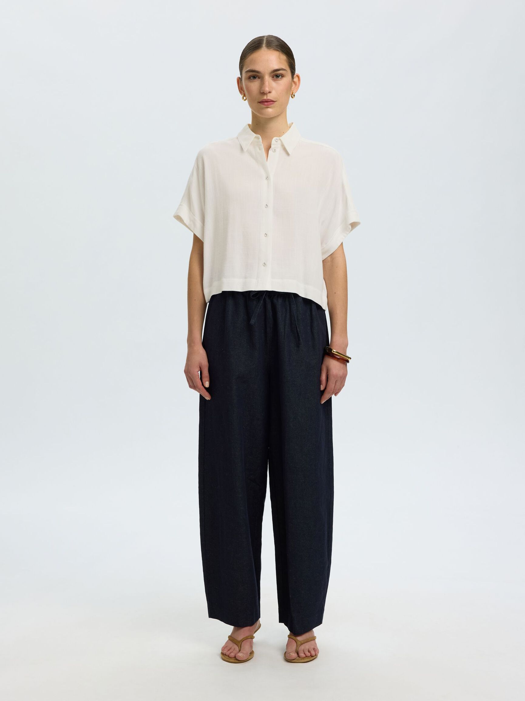 CROPPED SHORT SLEEVED SHIRT, Sandshell, highres