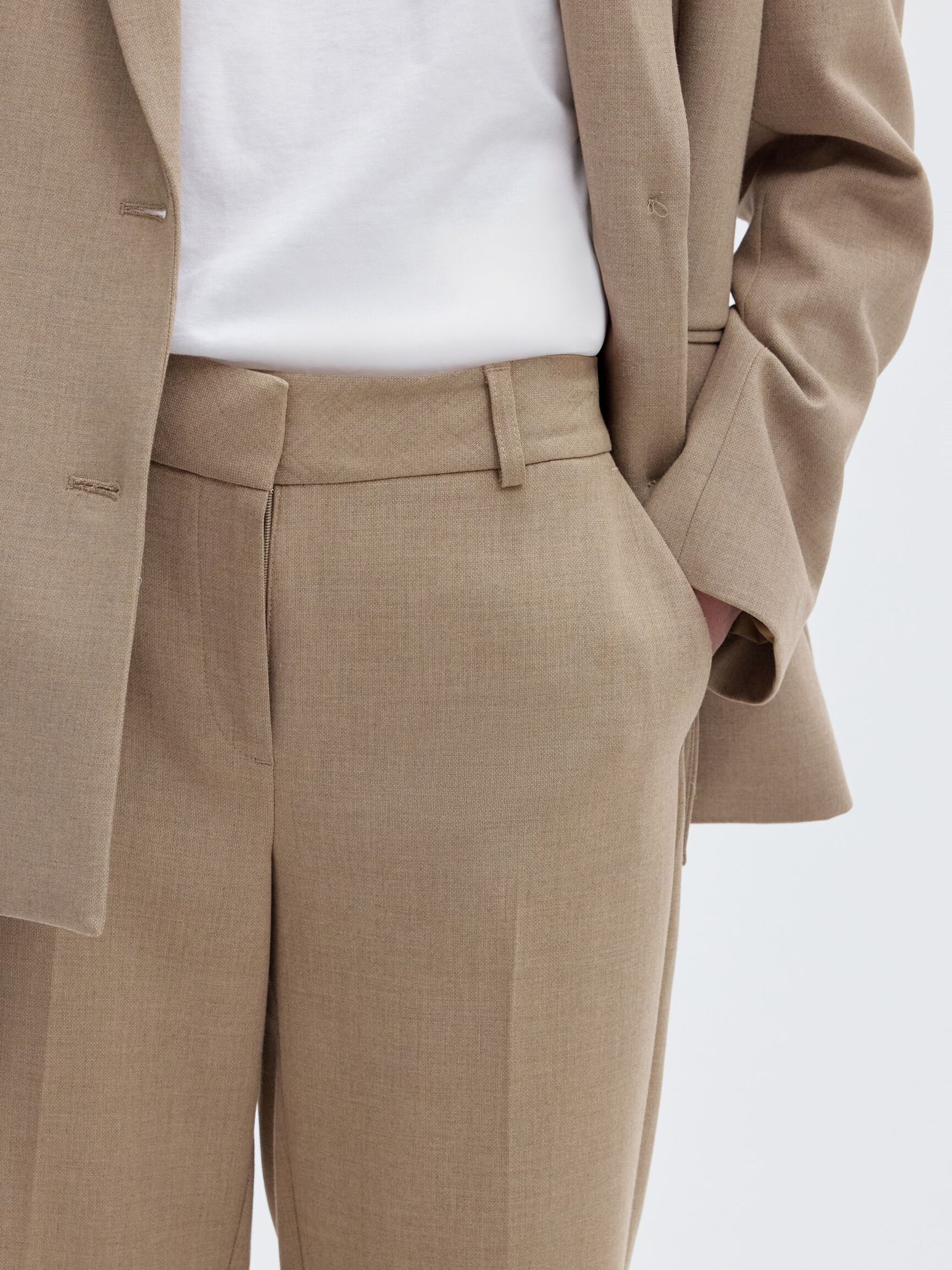 VISCOSE BLEND CROPPED TROUSERS, Camel, highres